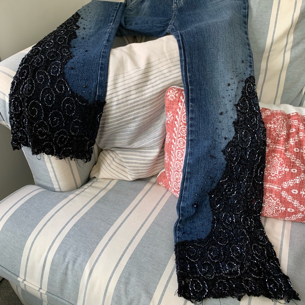 sequined embroidered lace jeans